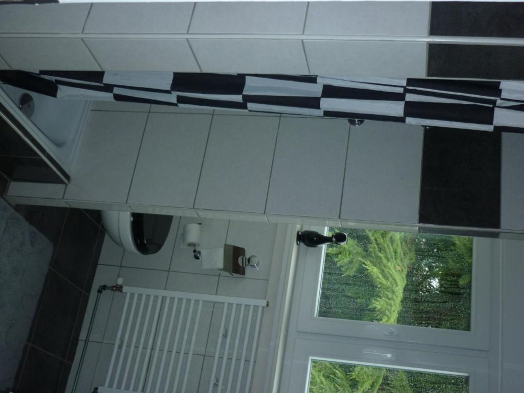Tonnie'S Bed And Breakfast Kerkrade Rum bild