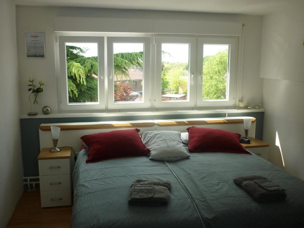 Tonnie'S Bed And Breakfast Kerkrade Exteriör bild